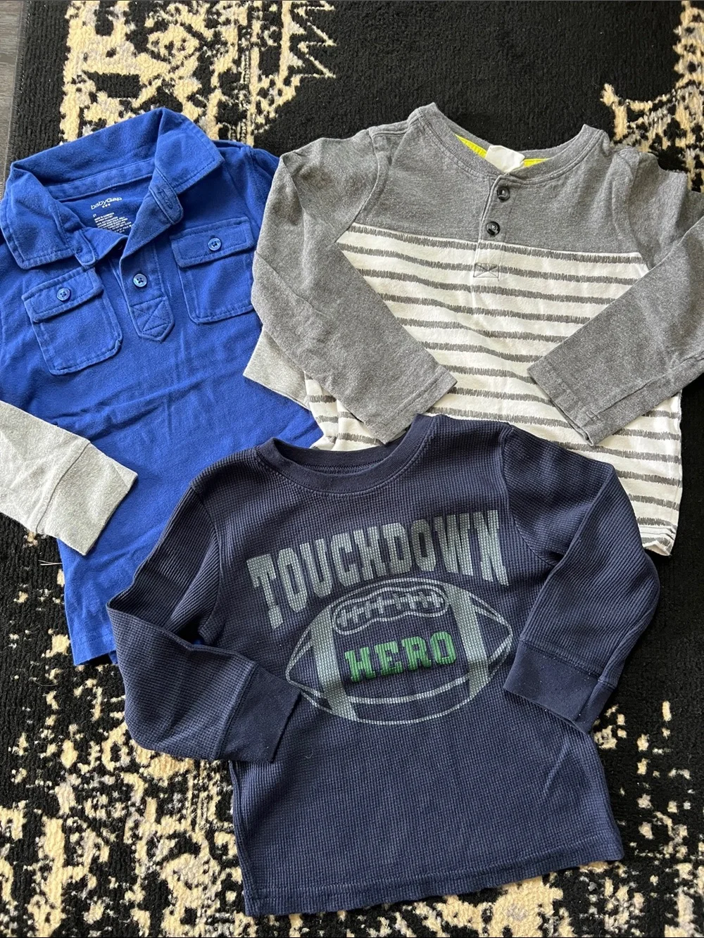 Boys 3 pc knit top bundle size 3t.